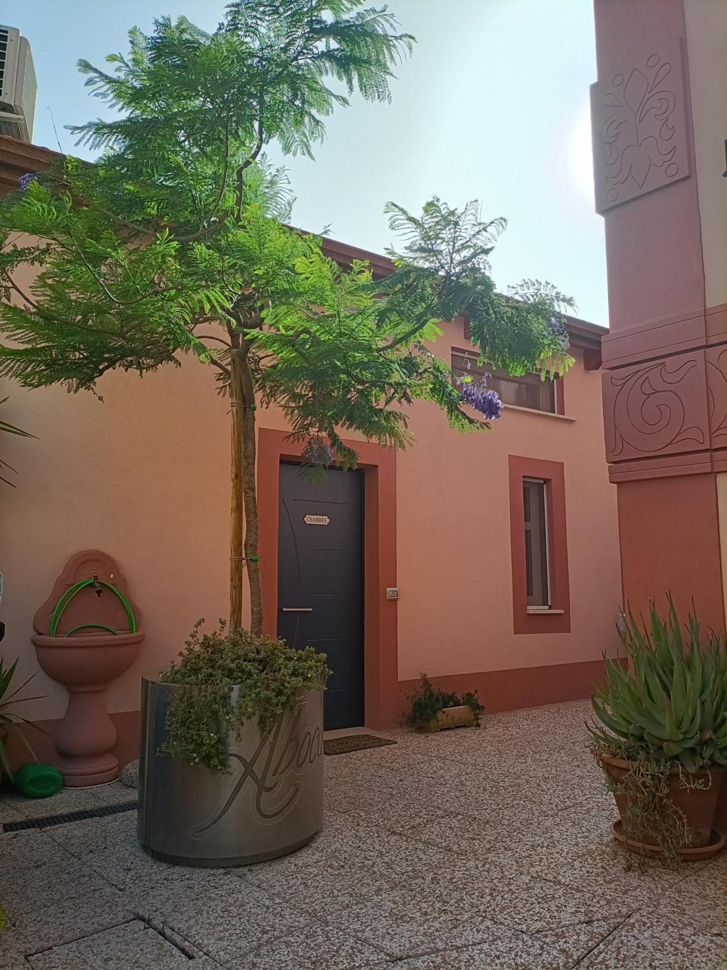 Maison Belle Epoque & Suites Oristano Rum bild