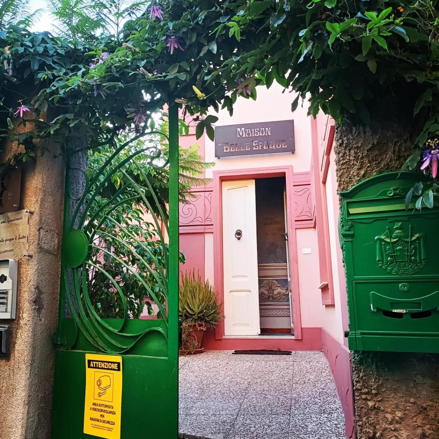 Maison Belle Epoque & Suites Oristano Exteriör bild